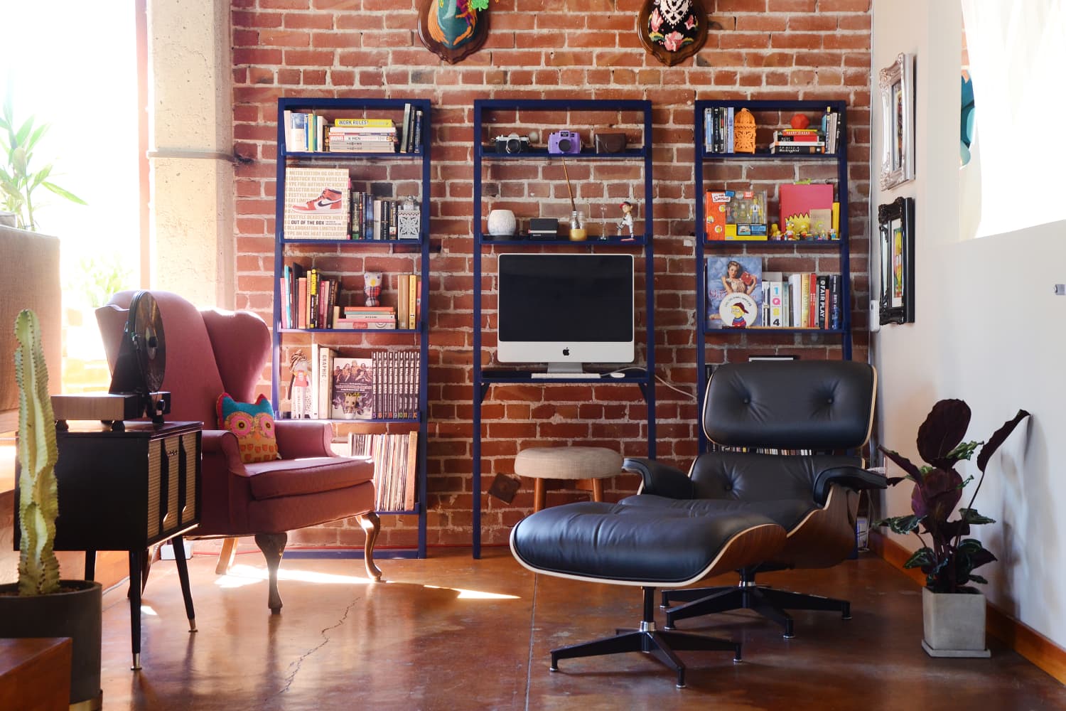 I Found The Industrial Bookshelves of My Dreams on Amazon — For Way Less Apartment Therapy